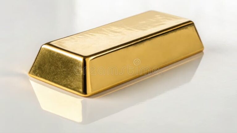 Quels sont les avis des experts sur l'investissement dans l'or 59 barres dor brillantes sur un fond neutre