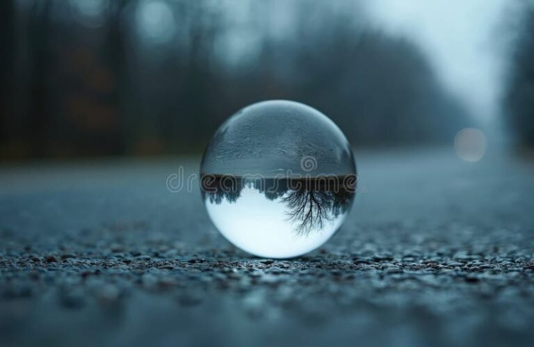 boule magique flottante sur fond neutre