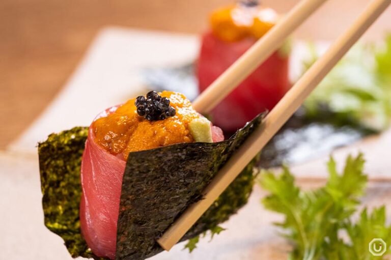 clients satisfaits degustant des plats o toro