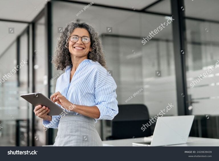Qui est-elle dans la Société Générale 43 femme professionnelle au sein dune banque
