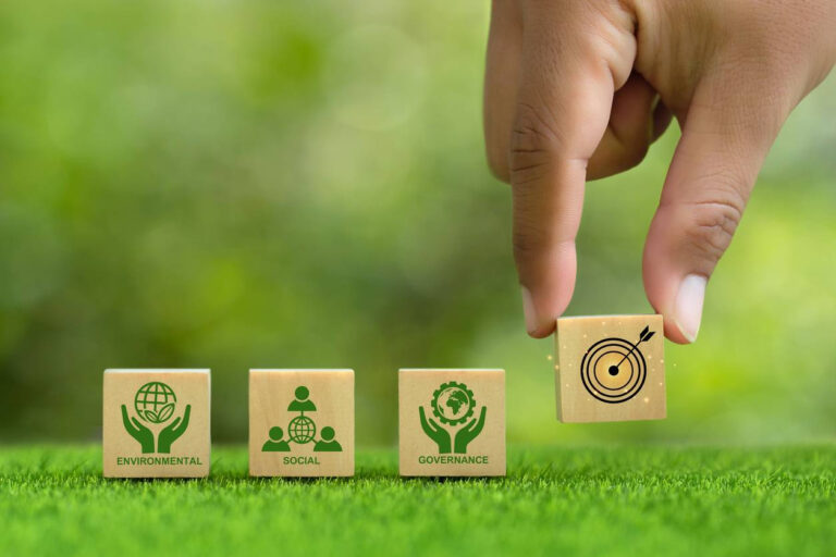 logo boursorama avec symbole pea