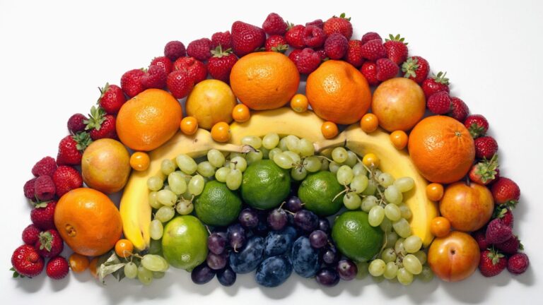 Comment trouver des produits chez Nous, l'épicerie anti-gaspi à Cesson-Sévigné 37 rayon colore de fruits et legumes frais