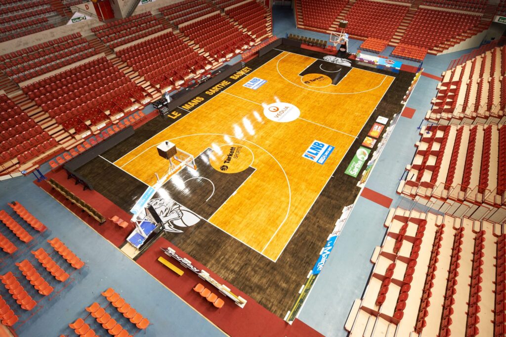 Comment configurer la salle Antares au Mans pour votre événement