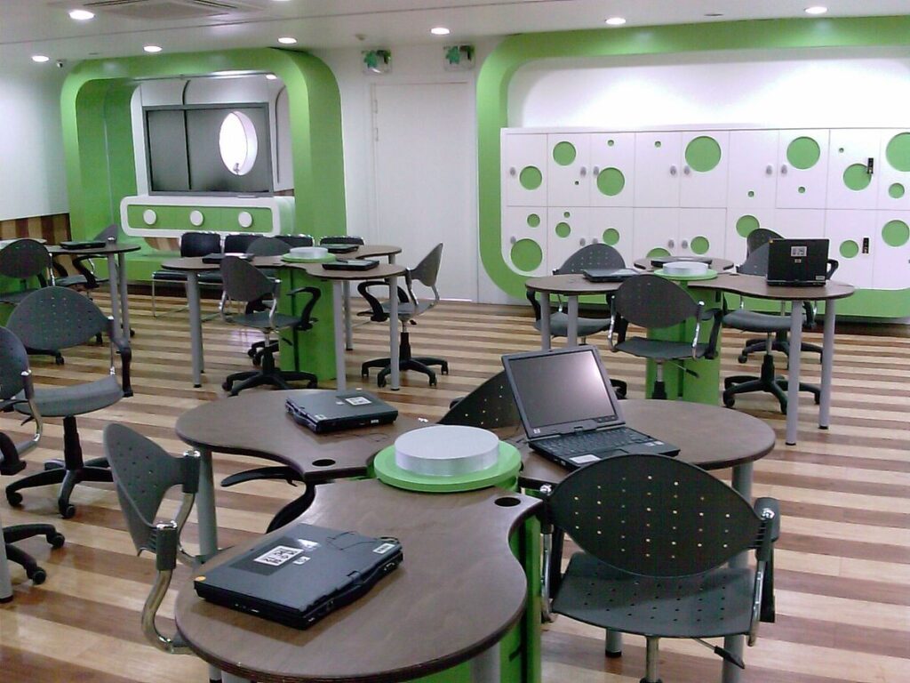Qu'est-ce que l'École Supérieure du Professorat et de l'Éducation (ESPE) 7 Qu’est-ce que l’École Supérieure du Professorat et de l’Éducation (ESPE)