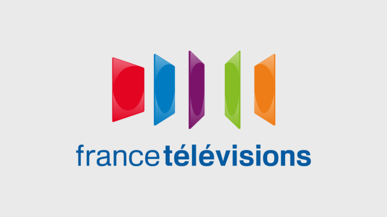 C'est quelle chaîne pour regarder France Télévisions en direct 16 television allumee avec le logo france televisions