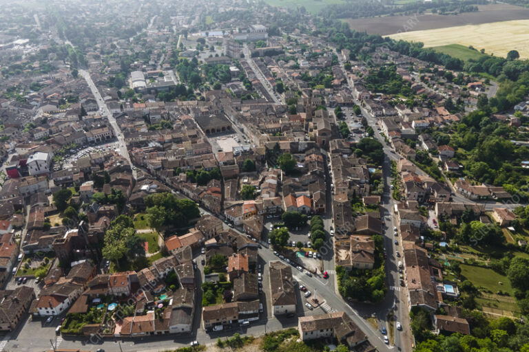 vue aerienne de lisle jourdain