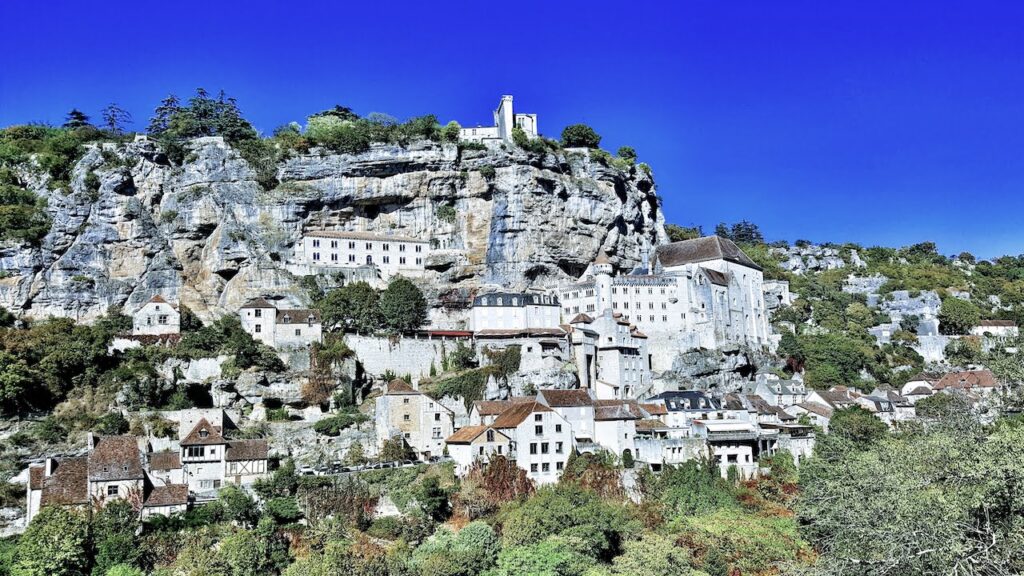 Pourquoi visiter Rocamadour dans le Lot pour un séjour inoubliable 8 Pourquoi visiter Rocamadour dans le Lot pour un séjour inoubliable