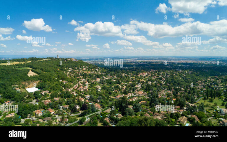 vue panoramique de saint cyr au mont dor
