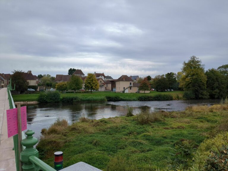 vue panoramique de toulon sur arroux