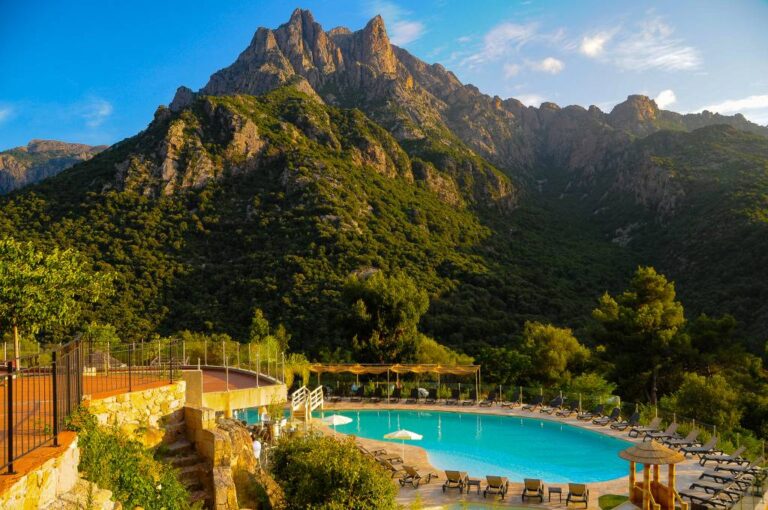 Où trouver le meilleur camping municipal à Porto en Corse 1 vue panoramique du camping a porto